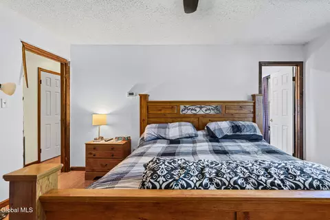 Bedroom - 4 Carlyle Ct, Ballston Lake, NY 12019 photo 2 of 11