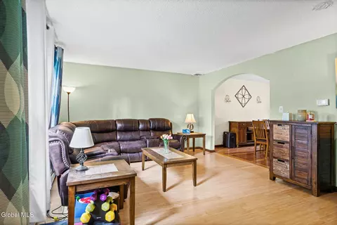 Other - 4 Carlyle Ct, Ballston Lake, NY 12019 photo 3 of 14