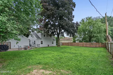 Exterior - 1005 Wayne Rd, Schenectady, NY 12303 photo 3 of 6