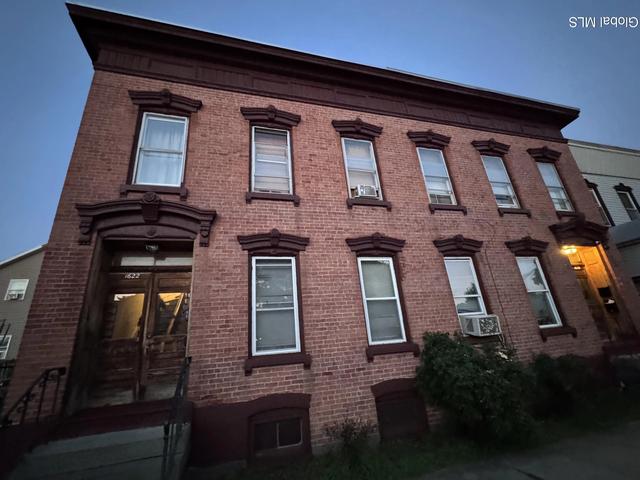 1622 4th Ave, Watervliet, NY 12189