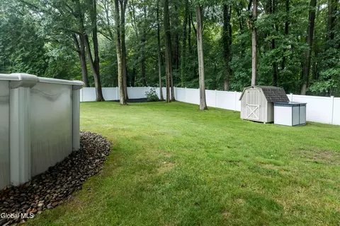 Exterior - 43 Algonquin Rd, Halfmoon, NY 12065 photo 7 of 7
