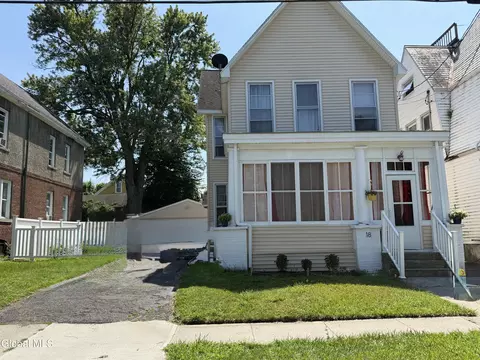 18 Summit Ave, Troy, NY 12180
