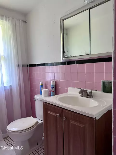 Bath - 576 Main St, Corinth, NY 12822 photo 1 of 1