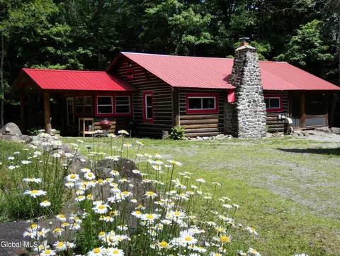 323 Goodman Rd, Johnsburg, NY 12843