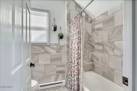 Bath - 1575 Union St, Schenectady, NY 12309 photo 3 of 5