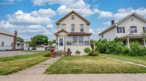 45 Main St, Ravena, NY 12143