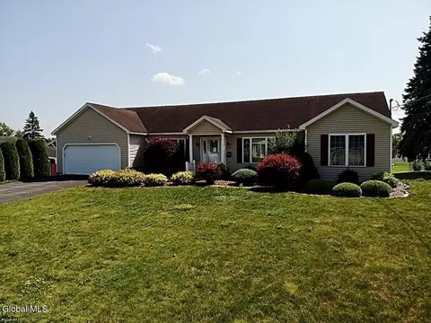 113 Yale St, Amsterdam, NY 12010