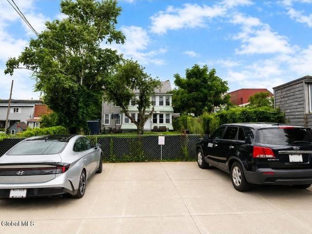 43 Jay St, Amsterdam, NY 12010