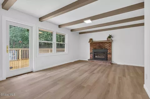 Living - 3966 Consaul Rd, Schenectady, NY 12304 photo 3 of 4