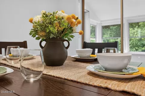 Dining - 3966 Consaul Rd, Schenectady, NY 12304 photo 3 of 3