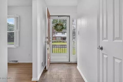 Entry Way - 3966 Consaul Rd, Schenectady, NY 12304 photo 3 of 5