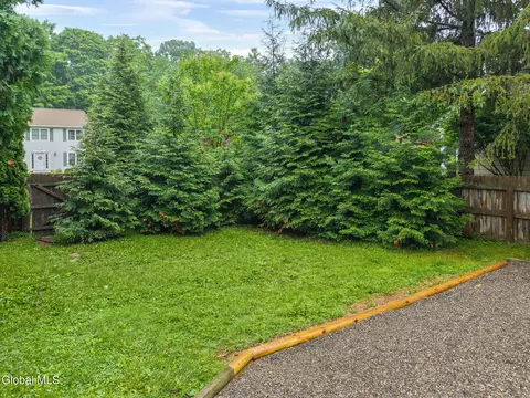 Exterior - 58 Middlesex Dr, Slingerlands, NY 12159 photo 4 of 7