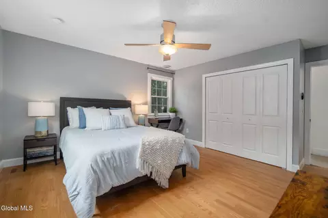 Bedroom - 58 Middlesex Dr, Slingerlands, NY 12159 photo 2 of 9