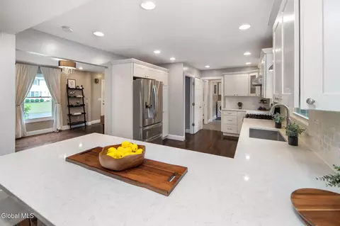 Kitchen - 58 Middlesex Dr, Slingerlands, NY 12159 photo 1 of 3