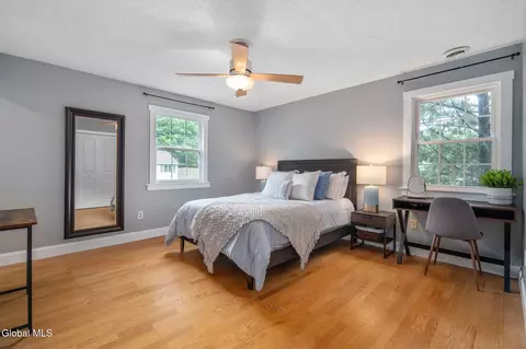 Bedroom - 58 Middlesex Dr, Slingerlands, NY 12159 photo 1 of 9