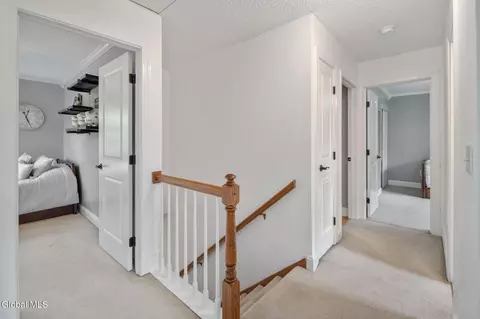 Entry Way - 58 Middlesex Dr, Slingerlands, NY 12159 photo 4 of 4