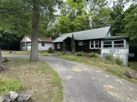 440 Potter Hill Rd, Bolton Landing, NY 12814