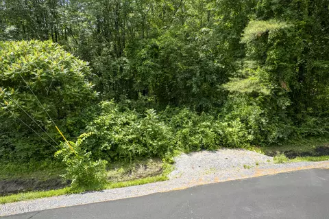 284-290 Burt Rd, Fort Edward, NY 12828