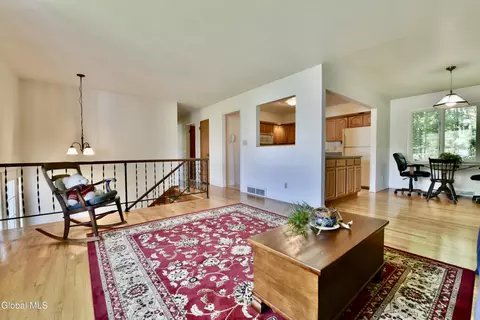 Living - 4 Cedar Ct, Schenectady, NY 12309 photo 2 of 10
