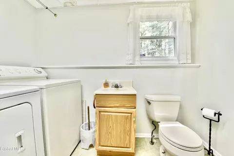 Other - 4 Cedar Ct, Schenectady, NY 12309 photo 4 of 8