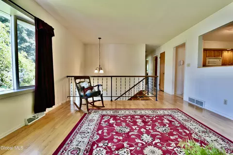Living - 4 Cedar Ct, Schenectady, NY 12309 photo 4 of 10