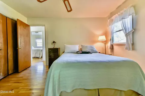 Bedroom - 4 Cedar Ct, Schenectady, NY 12309 photo 2 of 7