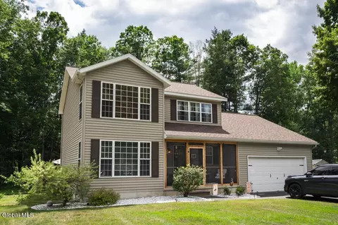 Exterior - 18 Whirlaway Blvd, Gansevoort, NY 12831 photo 4 of 7