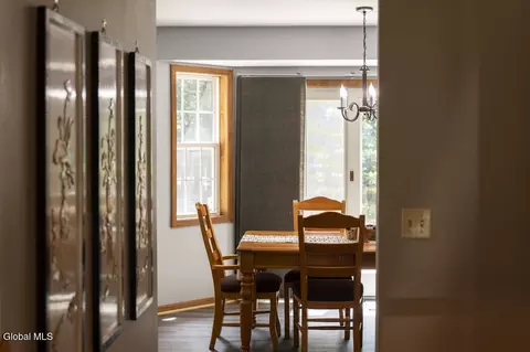 Entry Way - 18 Whirlaway Blvd, Gansevoort, NY 12831 photo 2 of 6