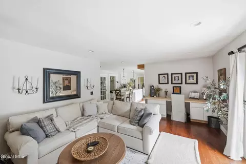 Living - 33 Sheffield Dr, Delmar, NY 12054 photo 4 of 4