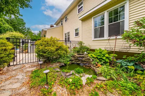 Exterior - 33 Sheffield Dr, Delmar, NY 12054 photo 15 of 15