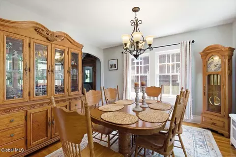 809 Wright Ave, Schenectady, NY 12309 photo 10