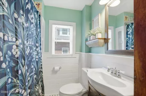 809 Wright Ave, Schenectady, NY 12309 photo 20