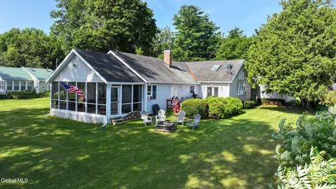 Exterior - 6 Berry Patch Way, Crown Point, NY 12928 photo 2 of 12