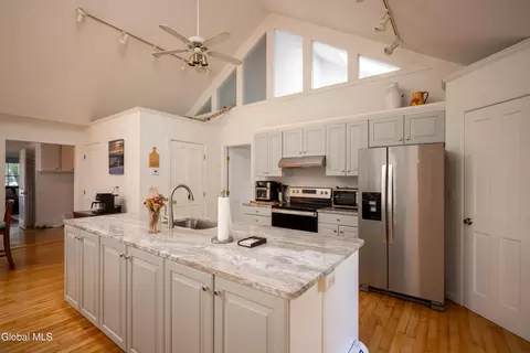 Kitchen - 6 Berry Patch Way, Crown Point, NY 12928 photo 3 of 5