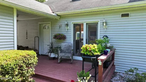 Exterior - 6 Berry Patch Way, Crown Point, NY 12928 photo 7 of 12