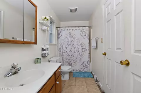 Bath - 97 Trinity Pl, Selkirk, NY 12158 photo 1 of 5