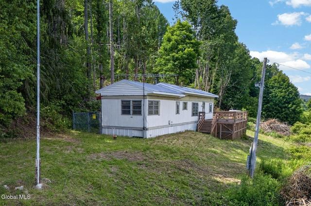 118 Lookout Dr, Charlotteville, NY 12036