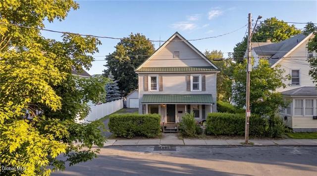 9 Kearney St, Oneonta, NY 13820