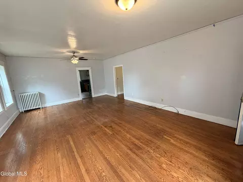 319 Mccarty Ave, Albany, NY 12209