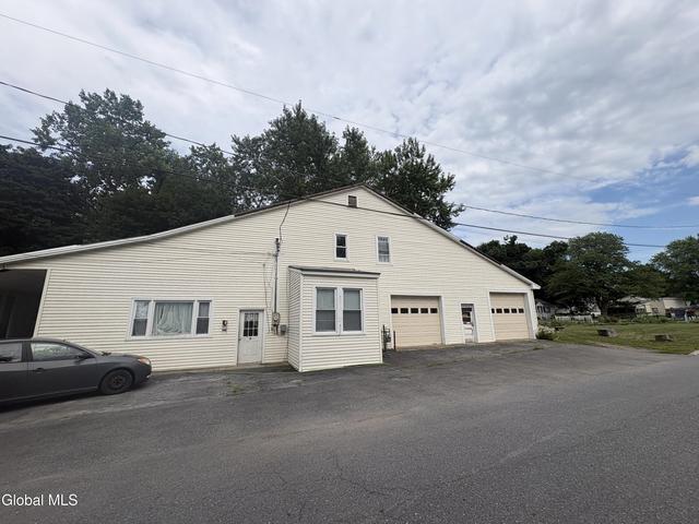 6 Spruce St, Fort Edward, NY 12828