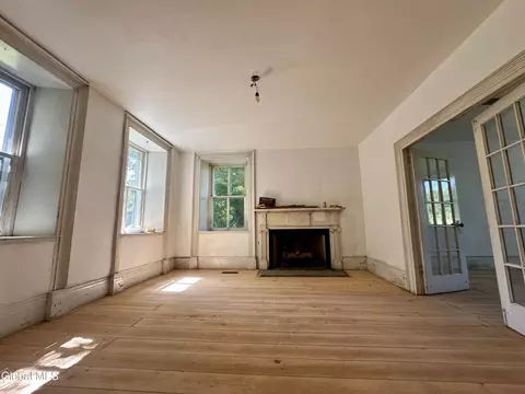 Living - 6176 New York 5, Palatine Bridge, NY 13428 photo 3 of 4