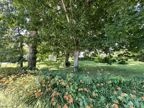 Exterior - 6176 New York 5, Palatine Bridge, NY 13428 photo 20 of 25