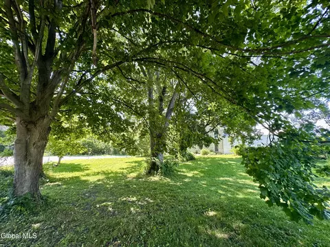 Exterior - 6176 New York 5, Palatine Bridge, NY 13428 photo 21 of 25