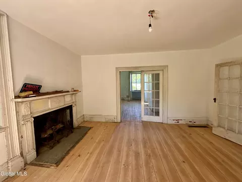 Living - 6176 New York 5, Palatine Bridge, NY 13428 photo 4 of 4