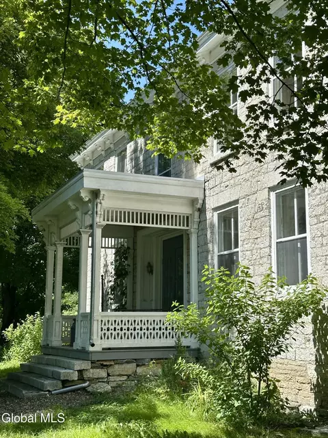 Exterior - 6176 New York 5, Palatine Bridge, NY 13428 photo 2 of 25