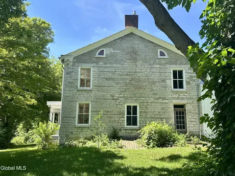 Exterior - 6176 New York 5, Palatine Bridge, NY 13428 photo 3 of 25