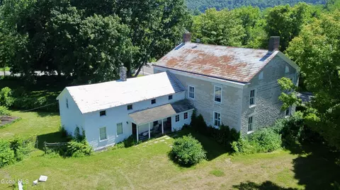 Exterior - 6176 New York 5, Palatine Bridge, NY 13428 photo 7 of 25