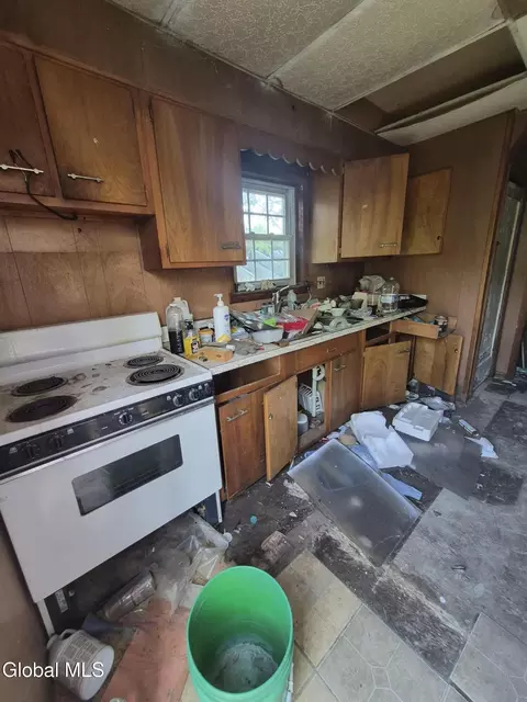 Kitchen - 47 Champlain Ave, Whitehall, NY 12887 photo 1 of 1