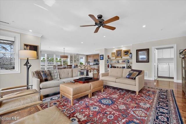 59 Railroad Pl UNIT 501, Saratoga Springs, NY 12866