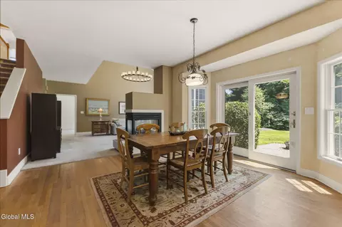 Dining - 214 Bell Ct, Schenectady, NY 12303 photo 2 of 5